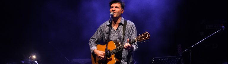 «Φοίβος Δεληβοριάς live στη Θεσσαλονίκη» στο club Μύλος