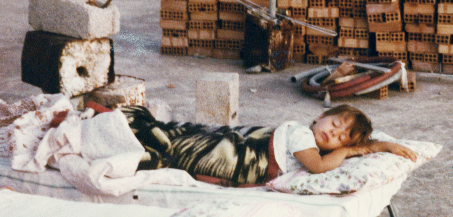 Η Ελλάδα του '80 στη Στέγη