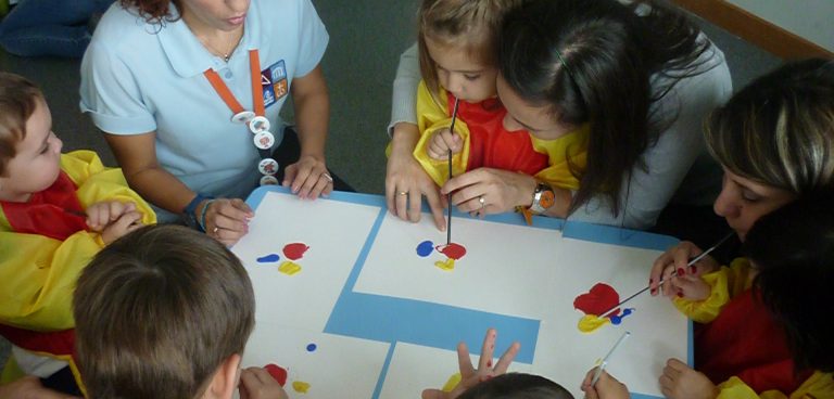 «Μπαμπά χορεύεις;» στο Δημοτικό Θέατρο Πειραιά