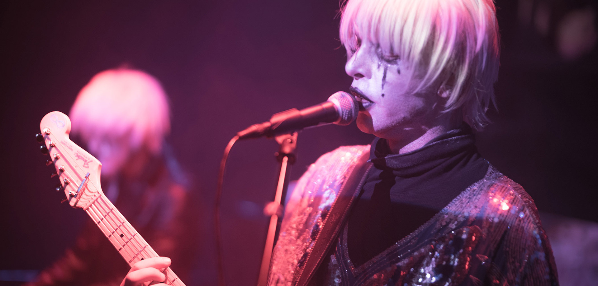 «Drab Majesty live» στο Death Disco