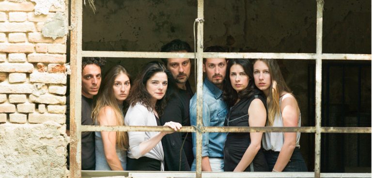 Μάνια Παπαδημητρίου B.ound - το σκηνικό που φοβάται / Christiana Lambrinidis