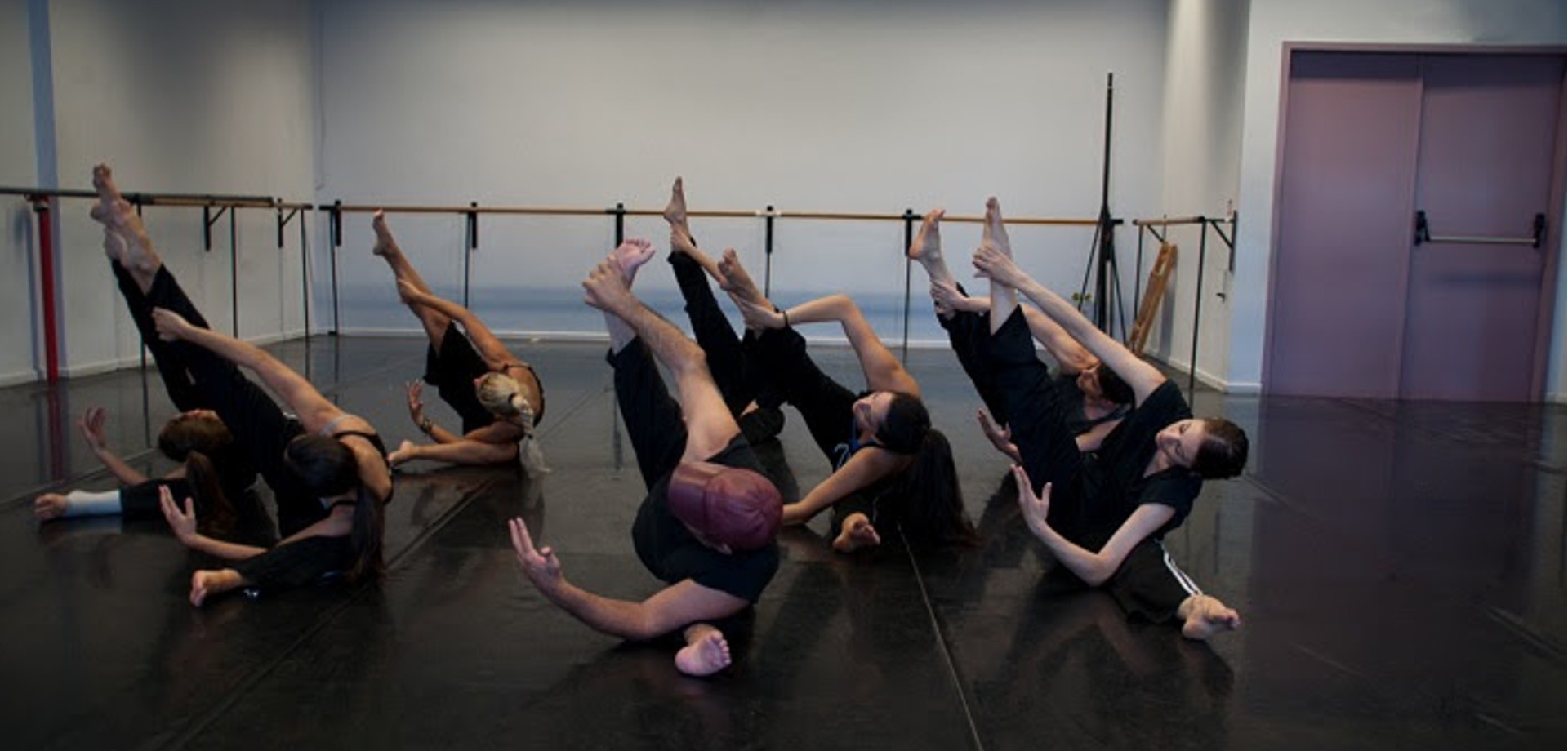 Dagipoli Dance Co