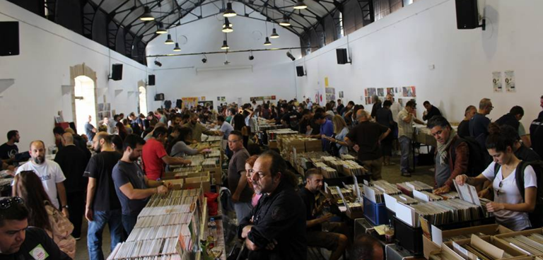 Vinyl Market