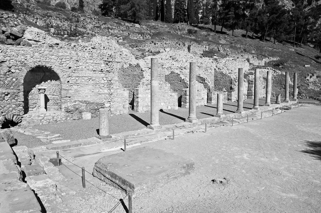 Αρχαιολογικός Χώρος Δελφών, Ρωμαϊκή Αγορά