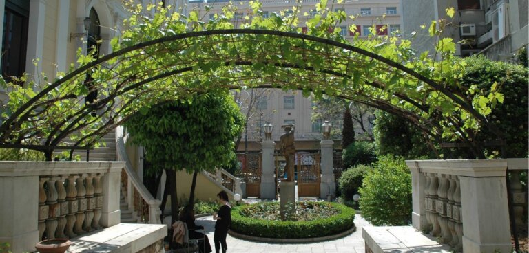 Μουσικός Σεπτέμβριος Cafe Νομισματικού Μουσείου