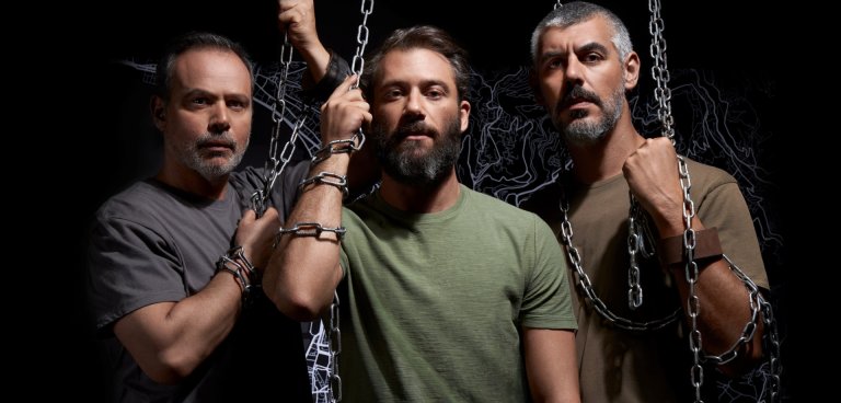 Η Αθανασία Καραγιαννοπούλου μοιράζεται το Ημερολόγιο Προβών για την παράσταση «Κάποιος να με προσέχει»